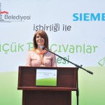 1338894826_AyseOzkaya