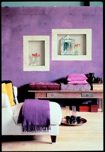 1341556336_0014297Purple_bedroom